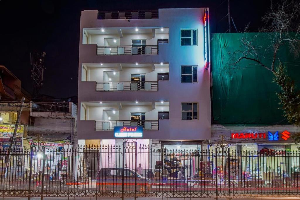 Hotel Classic Paradise نيودلهي المظهر الخارجي الصورة