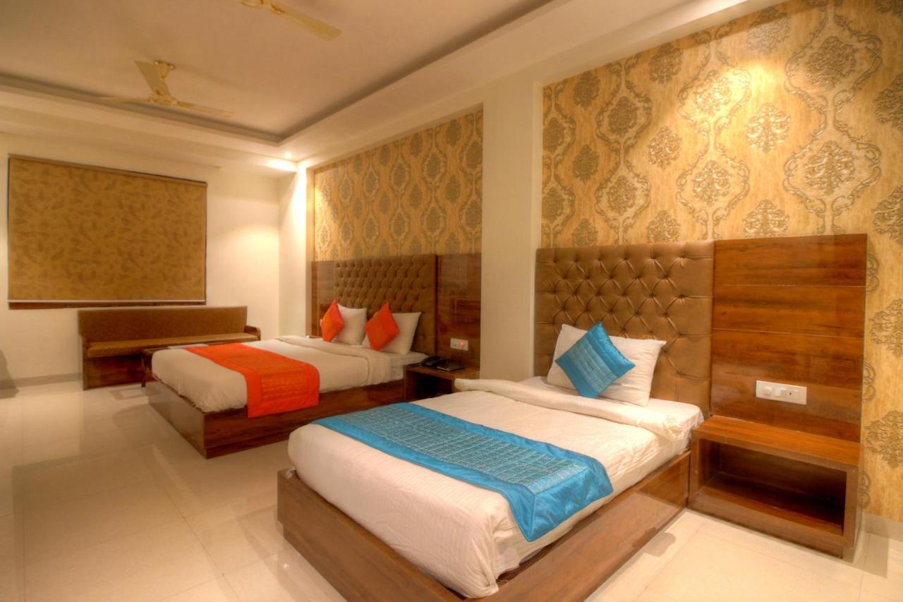 Hotel Classic Paradise نيودلهي المظهر الخارجي الصورة
